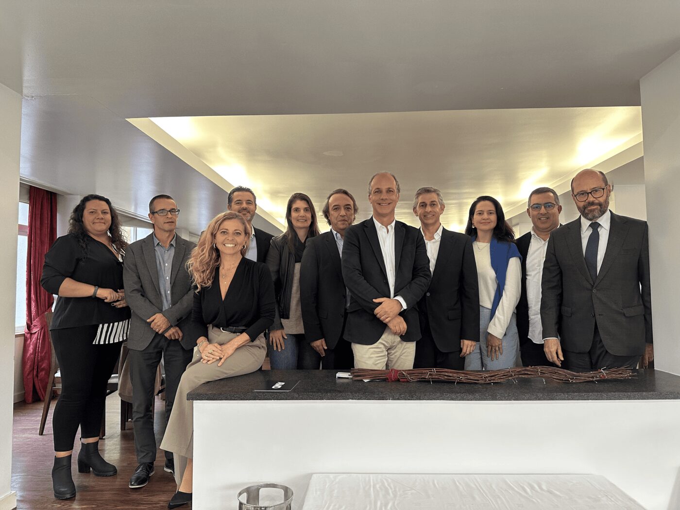 Participantes no primeiro Marketing à Mesa da AMD, com Rogério Canhoto (15)